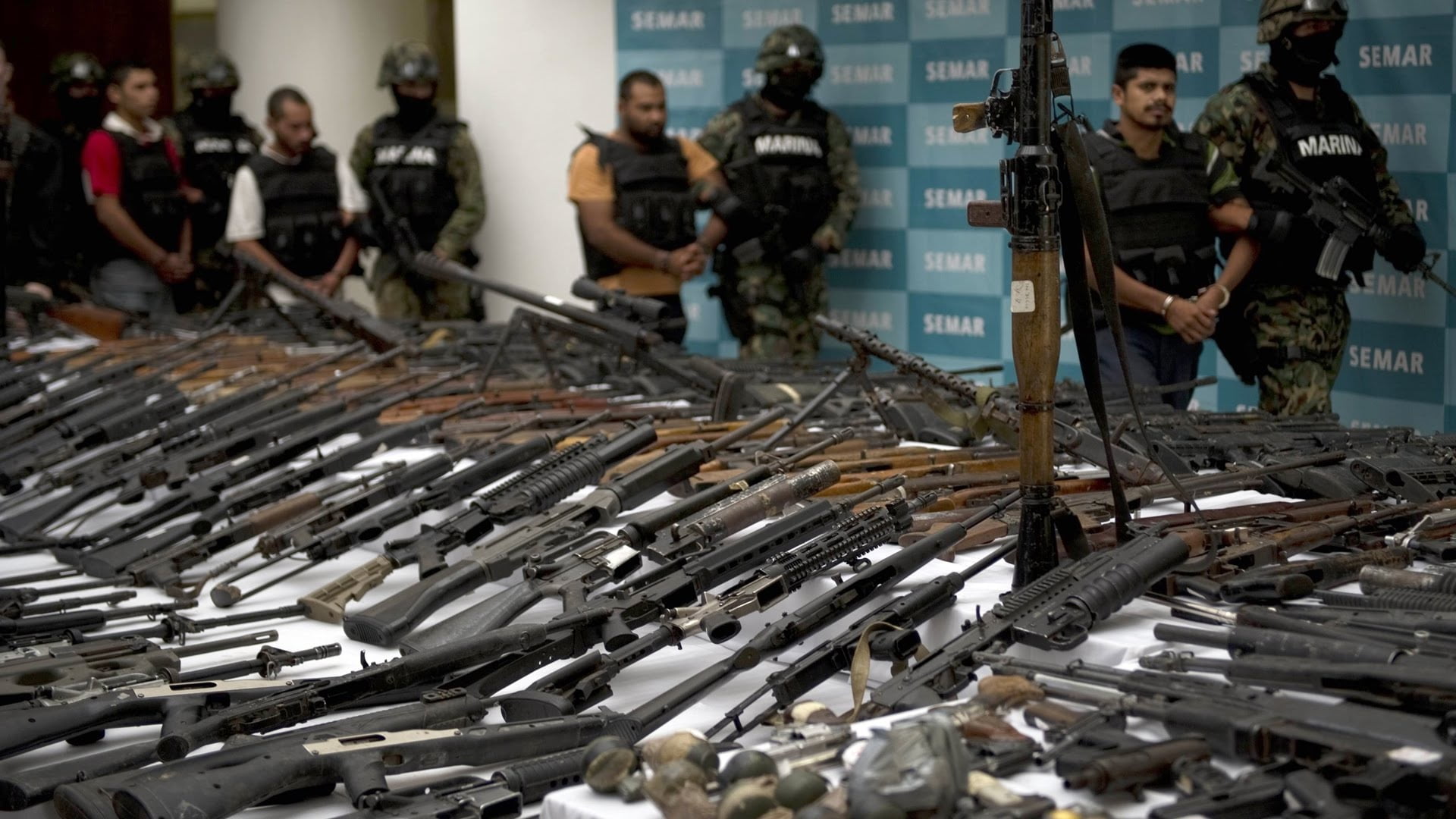Narco estado y narco democracia en México