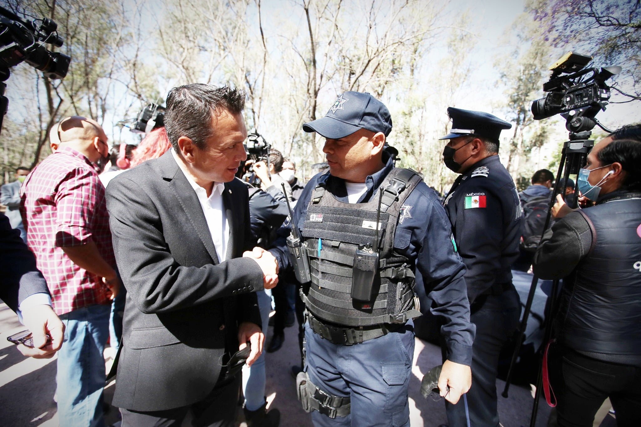 Policías de Guadalajara: Lemus incumple