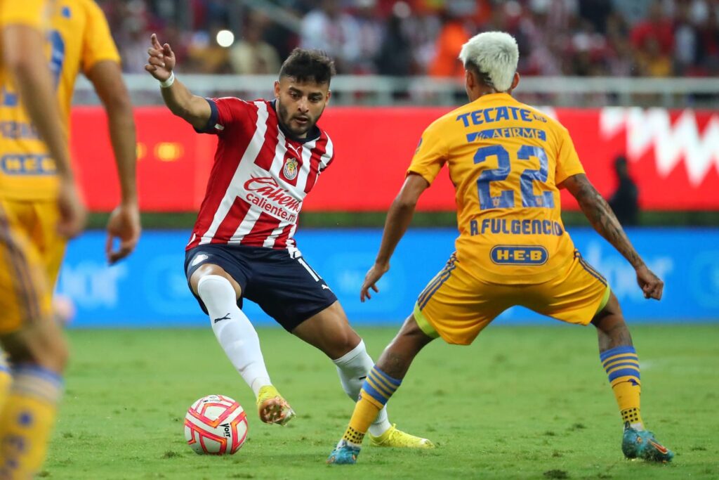 Chivas es goleado por Tigres, se acabó la magia Chivas es goleado por Tigres, se acabó la magia