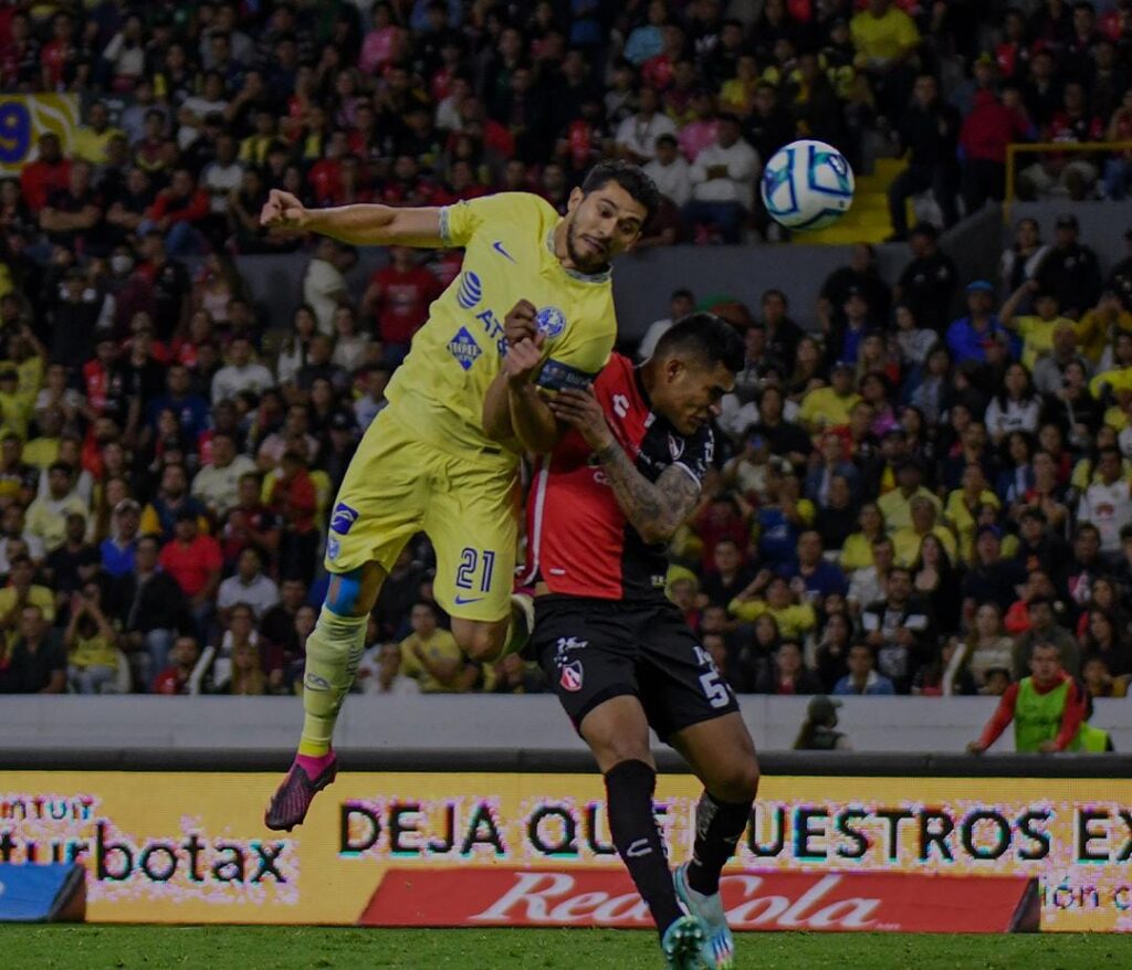 Empate entre Zorros y Águilas Empate entre Zorros y Águilas