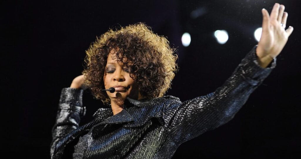 El Rey Lagarto llega a Amazon Prime, Whitney a HBO Max y Fito a Netflix El Rey Lagarto llega a Amazon Prime, Whitney a HBO Max y Fito a Netflix