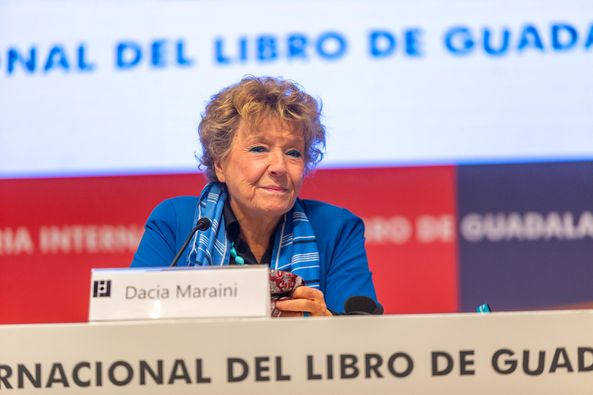 Dacia Maraini abrió el Salón Literario Carlos Fuentes