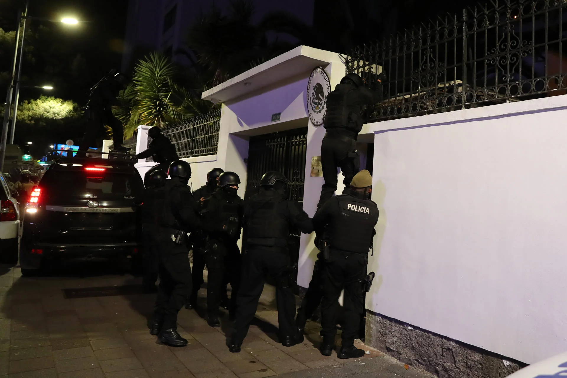 Asalto ecuatoriano a la Embajada mexicana en Quito