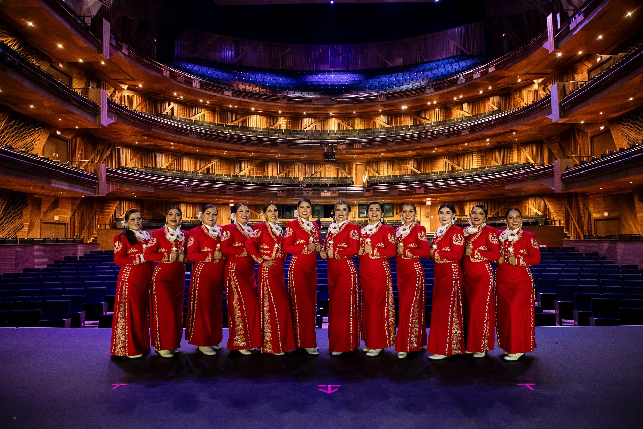 Celebra el Mariachi Femenil Nuevo Tecalitlán 18 años de trayectoria en el Teatro Degollado