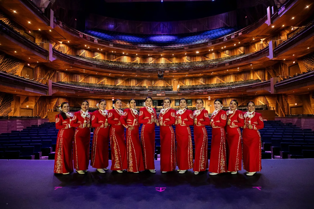 Celebra el Mariachi Femenil Nuevo Tecalitlán 18 años de trayectoria en el Teatro Degollado