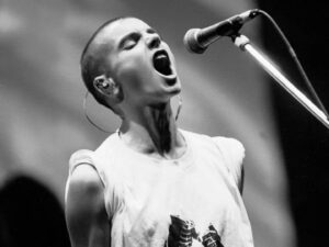 La noche en que Sinéad O’Connor desafió al imperio del silencio